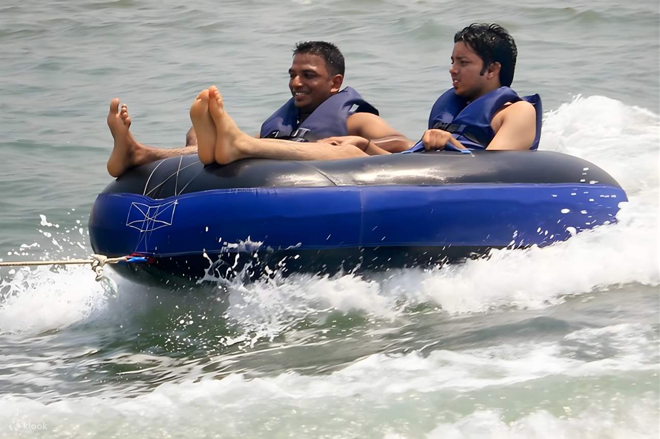 Goa : Combo bus à impériale et sports nautiques